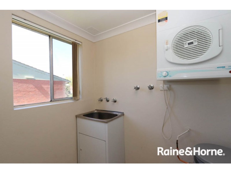 2/111-115 Lambert Street, Bathurst NSW 2795