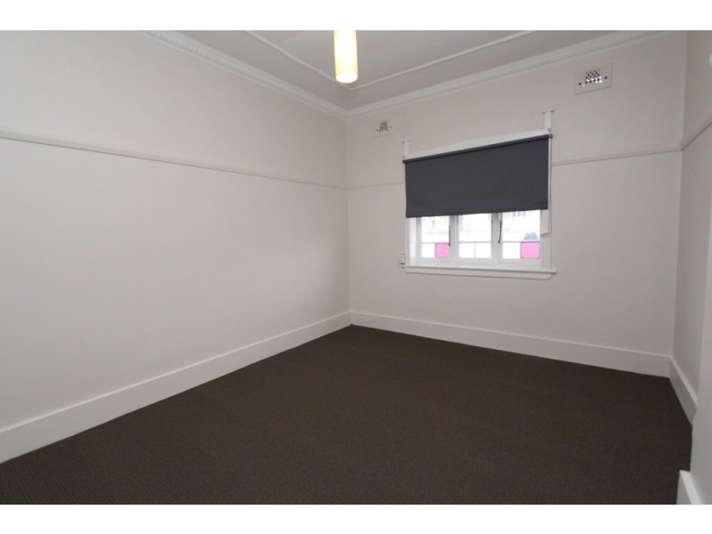 178 Stewart Street, Bathurst NSW 2795