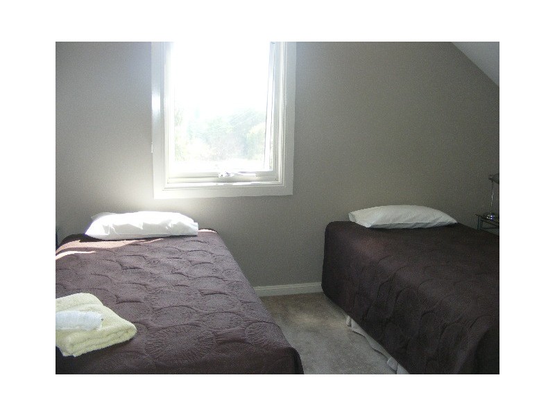 27 Stewart St  (Pin Oaks), Bathurst NSW 2795