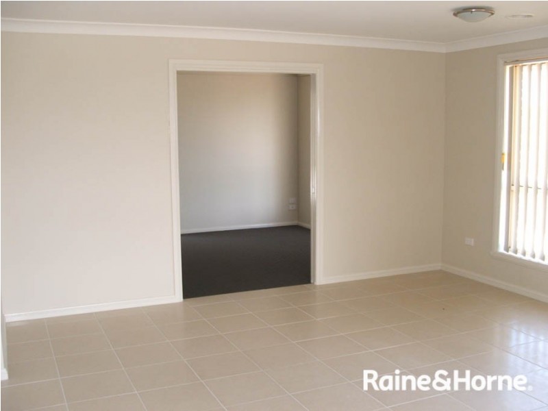 50 Darwin Drive, Bathurst NSW 2795