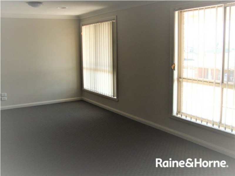 50 Darwin Drive, Bathurst NSW 2795