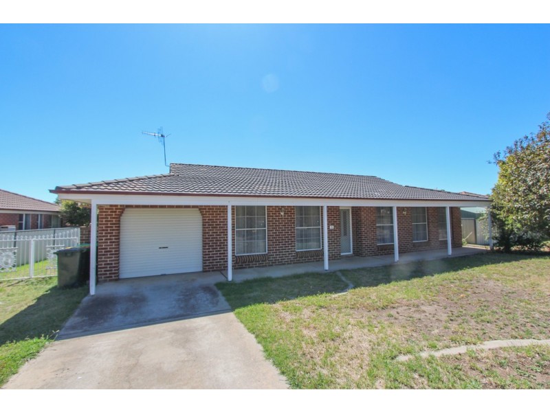 3 Richardson St, Bathurst NSW 2795