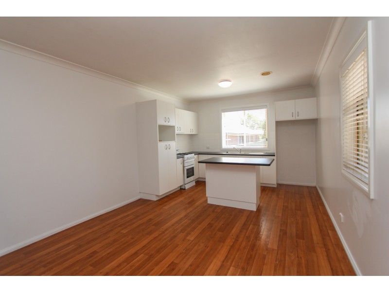 141 Keppel Street, Bathurst NSW 2795