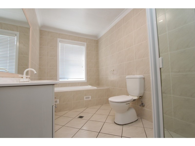 141 Keppel Street, Bathurst NSW 2795