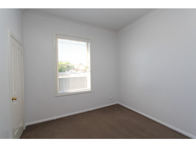 141 Keppel Street, Bathurst NSW 2795