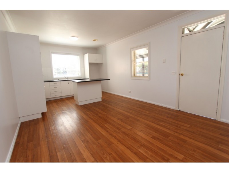 141 Keppel Street, Bathurst NSW 2795