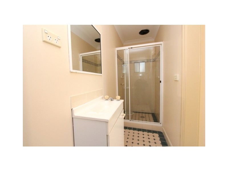 1/66 Bonnor St, Kelso NSW 2795