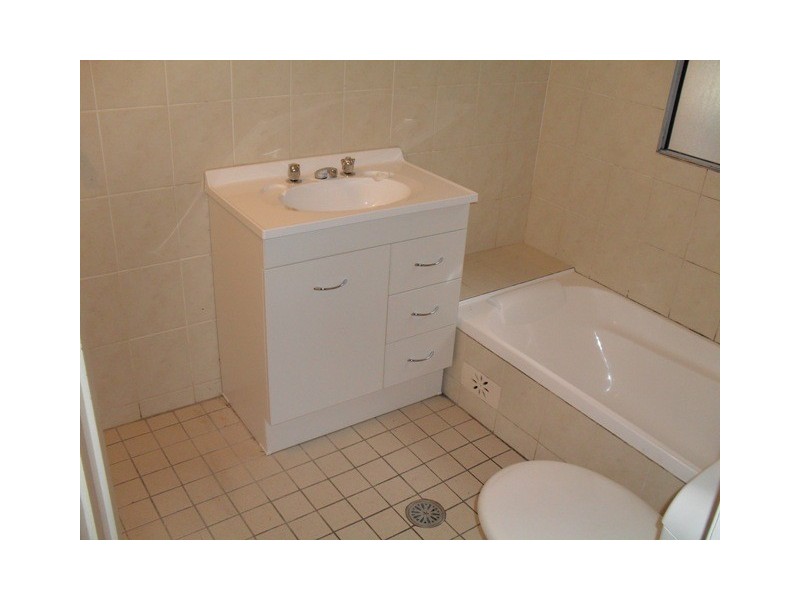 62 Seymour Street, Bathurst NSW 2795