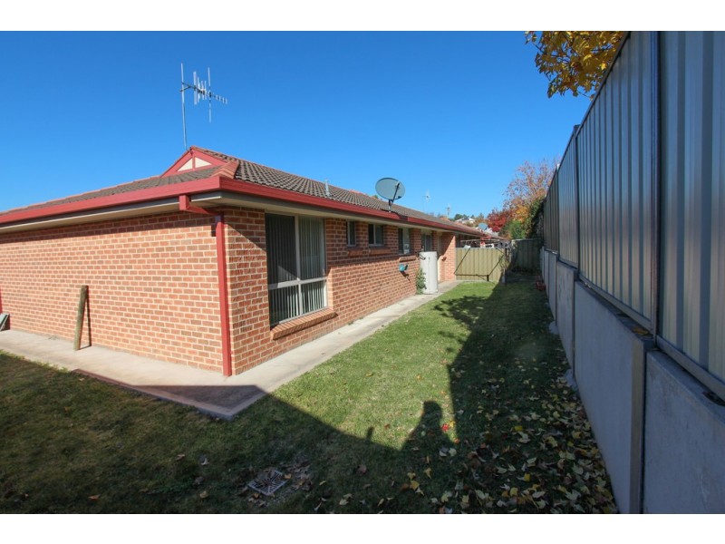 2/53a Brilliant St, Bathurst NSW 2795