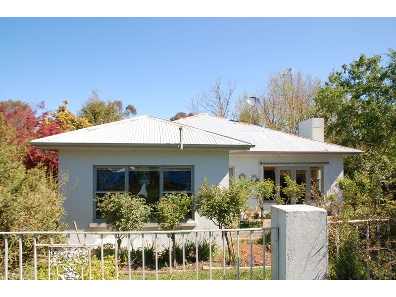 12 West Street, Bathurst NSW 2795