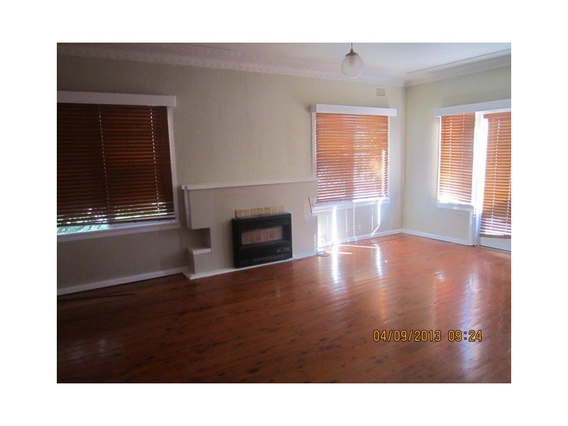 12 West Street, Bathurst NSW 2795