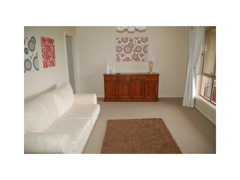 26 Riverside Retreat, Bathurst NSW 2795