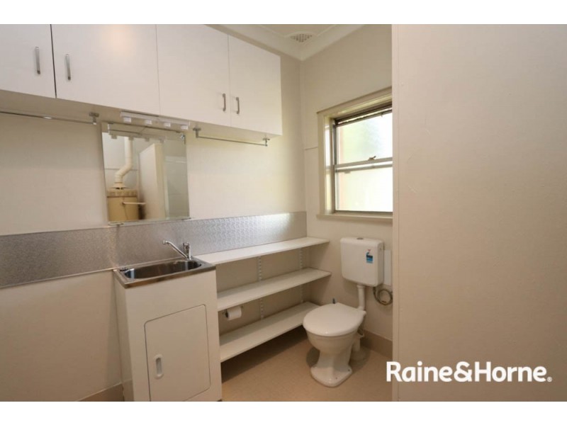 3/257 George Street, Bathurst NSW 2795