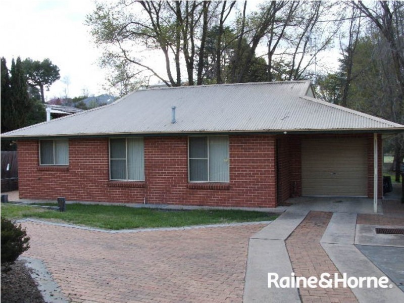 2/259 Bentinck St, Bathurst NSW 2795