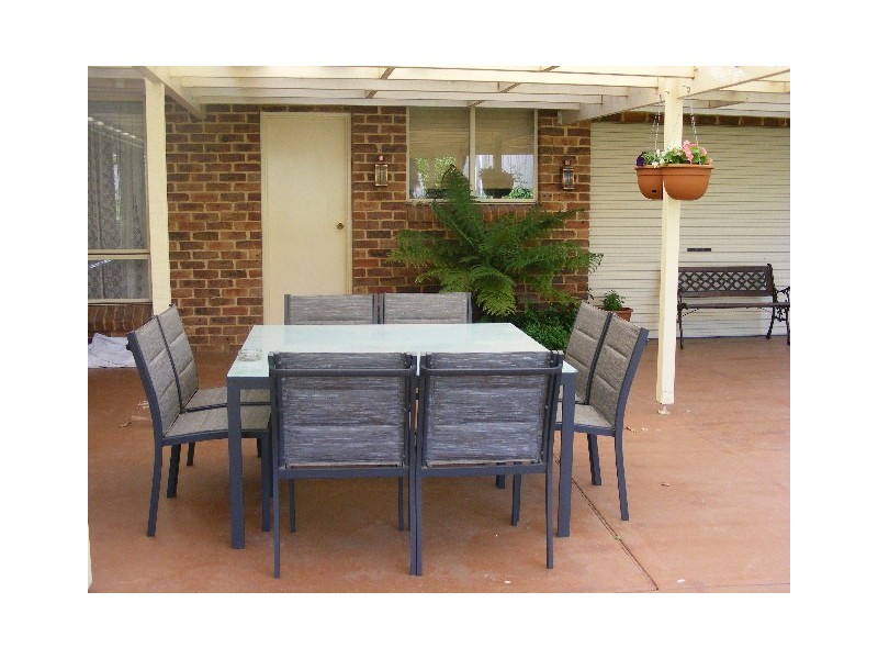 3 Garrett St, Bathurst NSW 2795