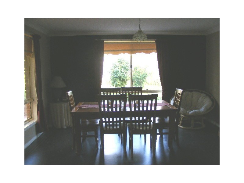 3 Garrett St, Bathurst NSW 2795