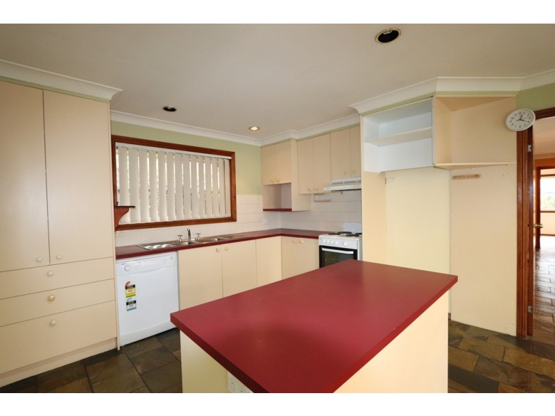 222 Peel St, Bathurst NSW 2795