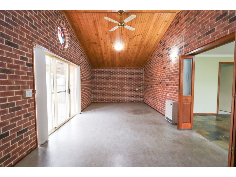 222 Peel St, Bathurst NSW 2795
