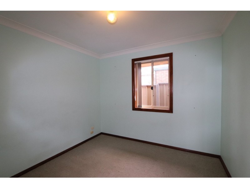 222 Peel St, Bathurst NSW 2795