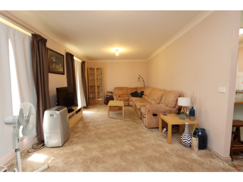 66 Abercrombie Dr, Bathurst NSW 2795