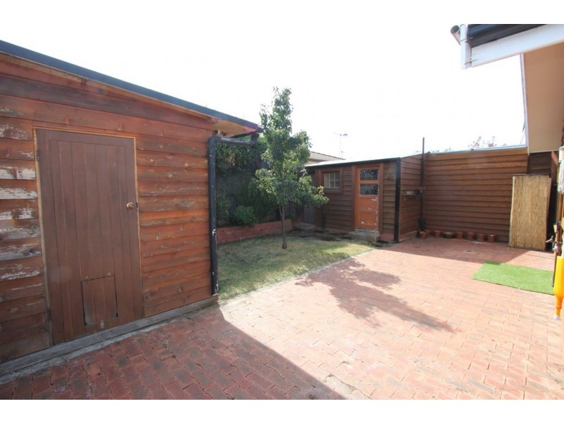 13 Devonshire Ln, Bathurst NSW 2795