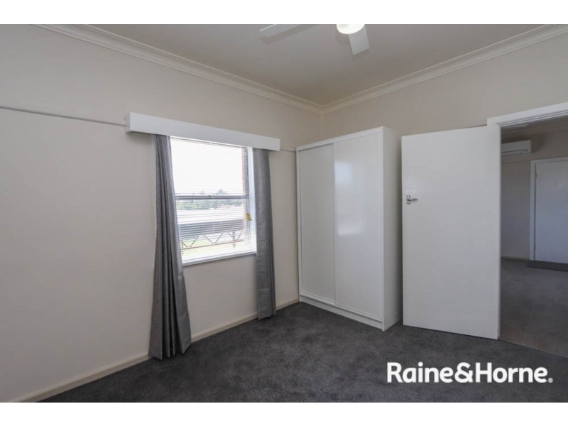 4/257 George Street, Bathurst NSW 2795