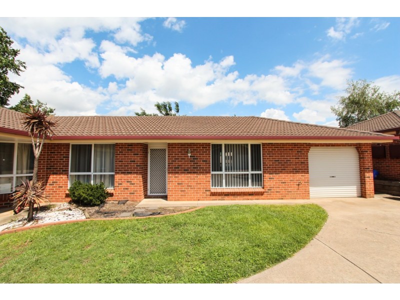 2/42 Lambert St, Bathurst NSW 2795