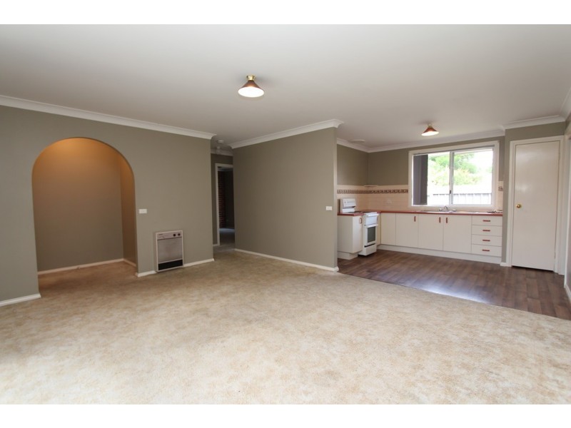 2/42 Lambert St, Bathurst NSW 2795