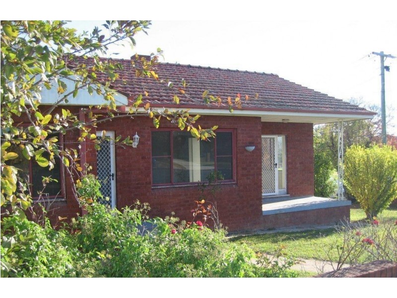 110 Brilliant St, Bathurst NSW 2795