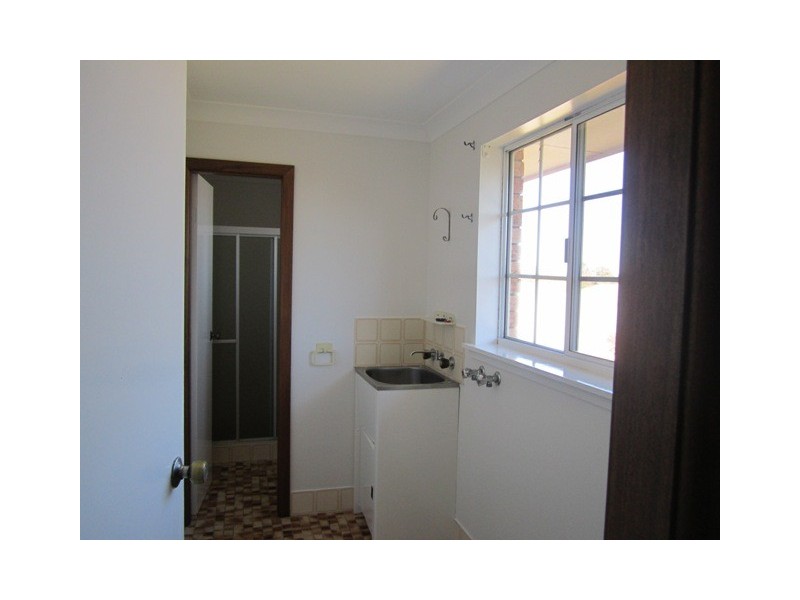 9 Bullock Place, Bathurst NSW 2795