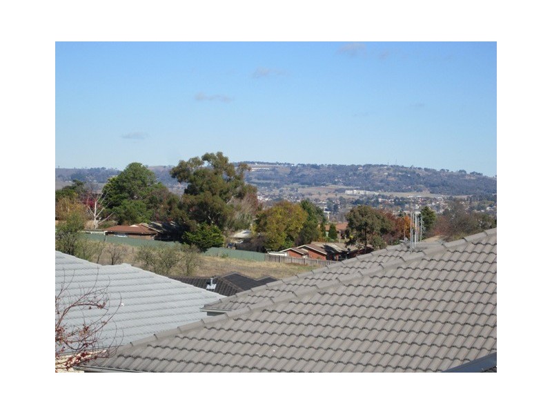 9 Bullock Place, Bathurst NSW 2795