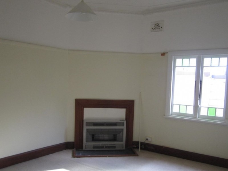 152 Peel, Bathurst NSW 2795