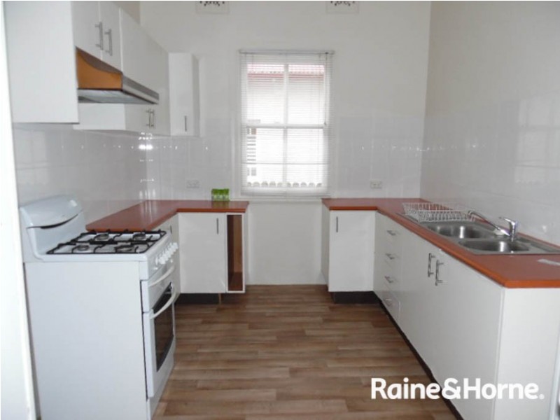 188 Rankin, Bathurst NSW 2795