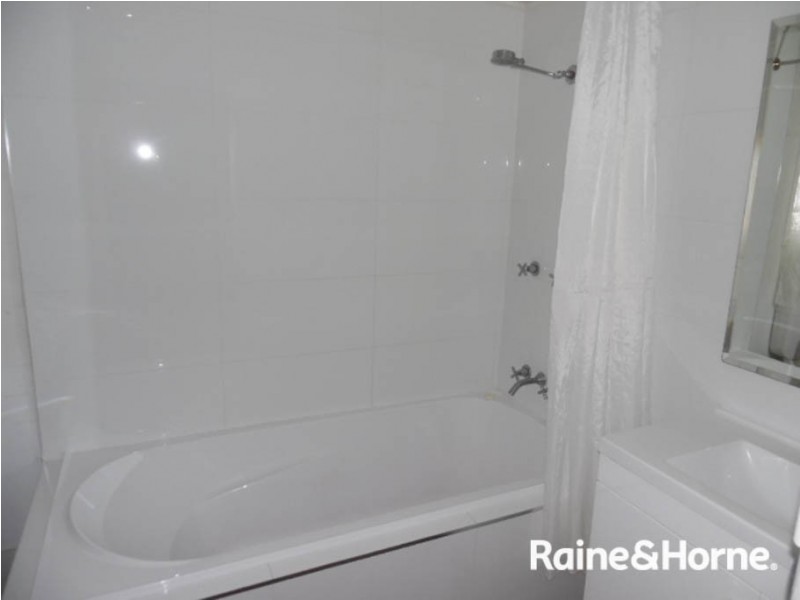 188 Rankin, Bathurst NSW 2795