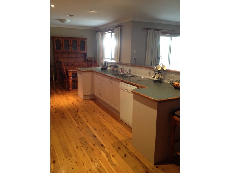 11 Cypress, Kelso NSW 2795