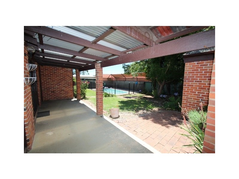 36 Nelson St, Raglan NSW 2795