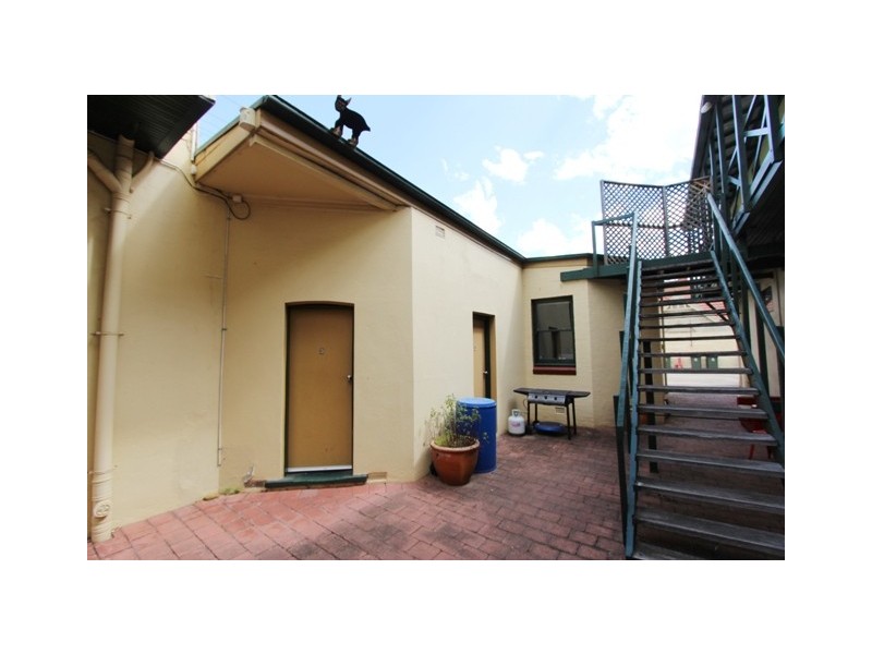 2/2 Keppel St, Bathurst NSW 2795