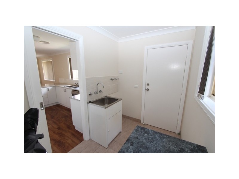 106d Peel Street, Bathurst NSW 2795