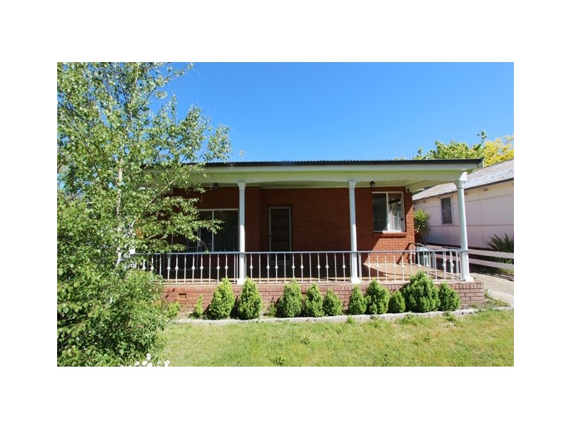 370 Stewart St, Bathurst NSW 2795