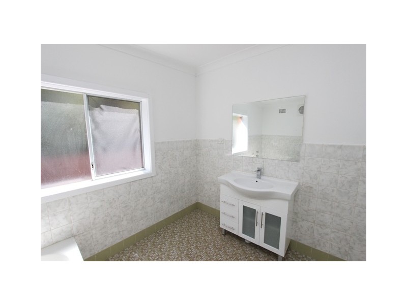 370 Stewart St, Bathurst NSW 2795