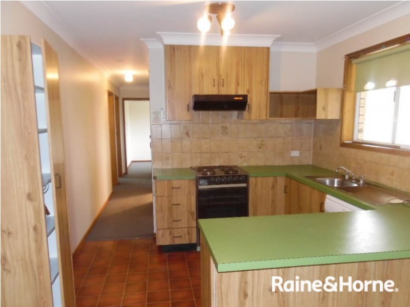 29 Saxby Close, Windradyne NSW 2795