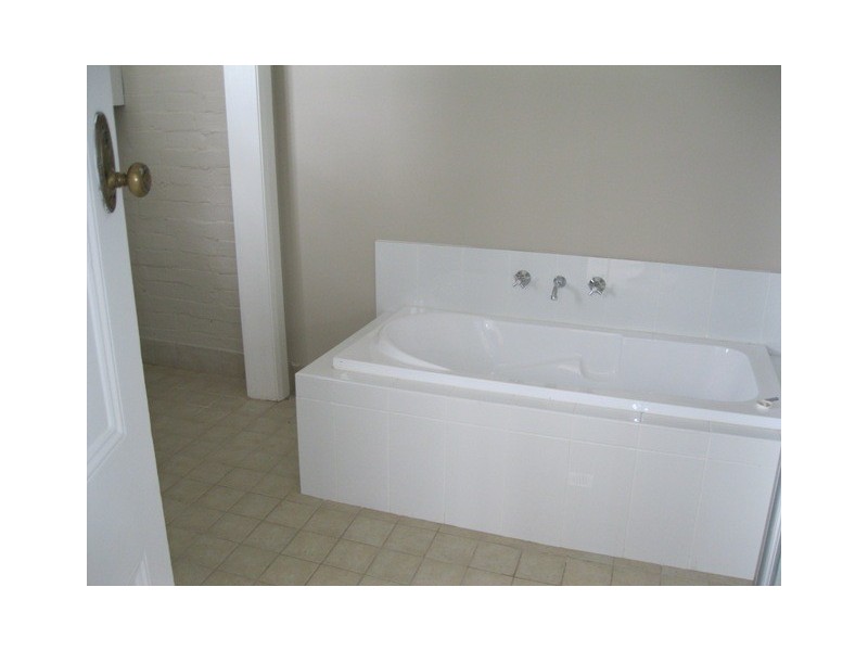 322 Howick St, Bathurst NSW 2795