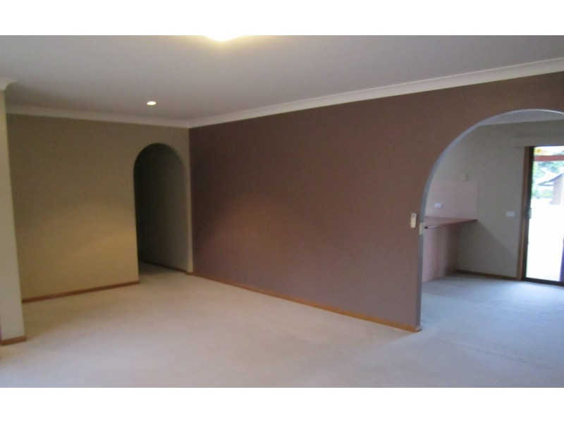 3 Pryce Parade, Bathurst NSW 2795