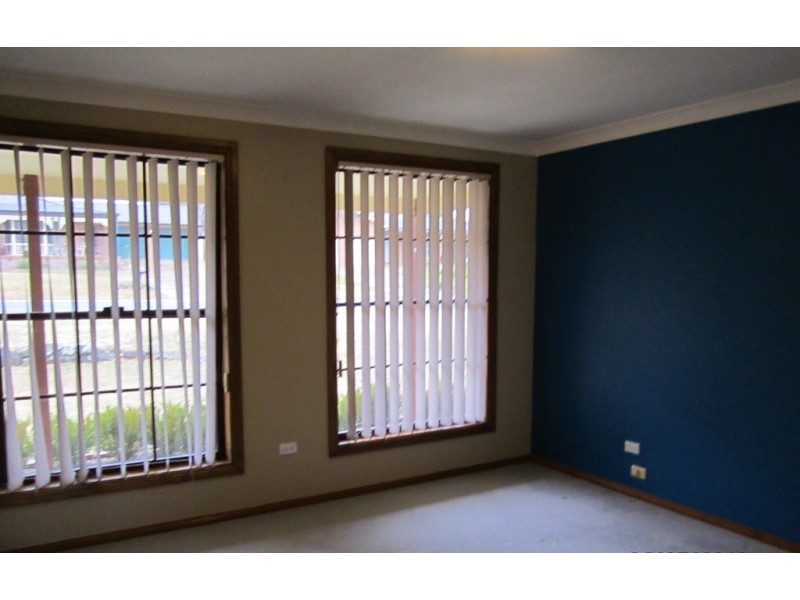 3 Pryce Parade, Bathurst NSW 2795
