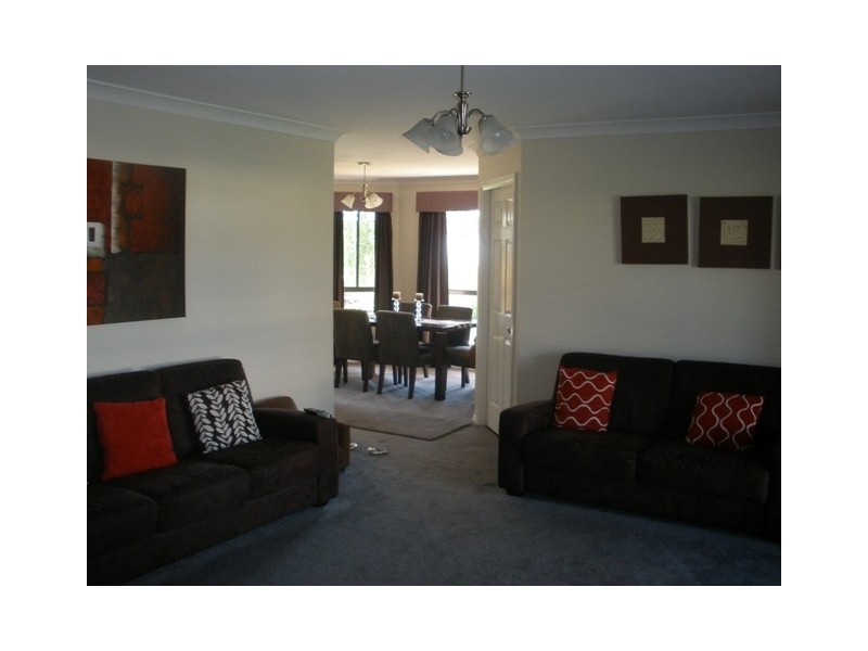 46 Hughes Street, Kelso NSW 2795