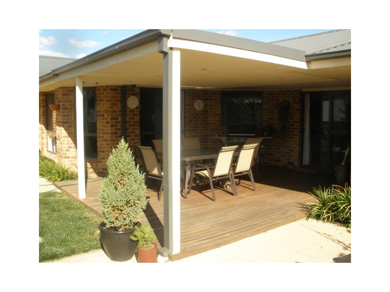 46 Hughes Street, Kelso NSW 2795