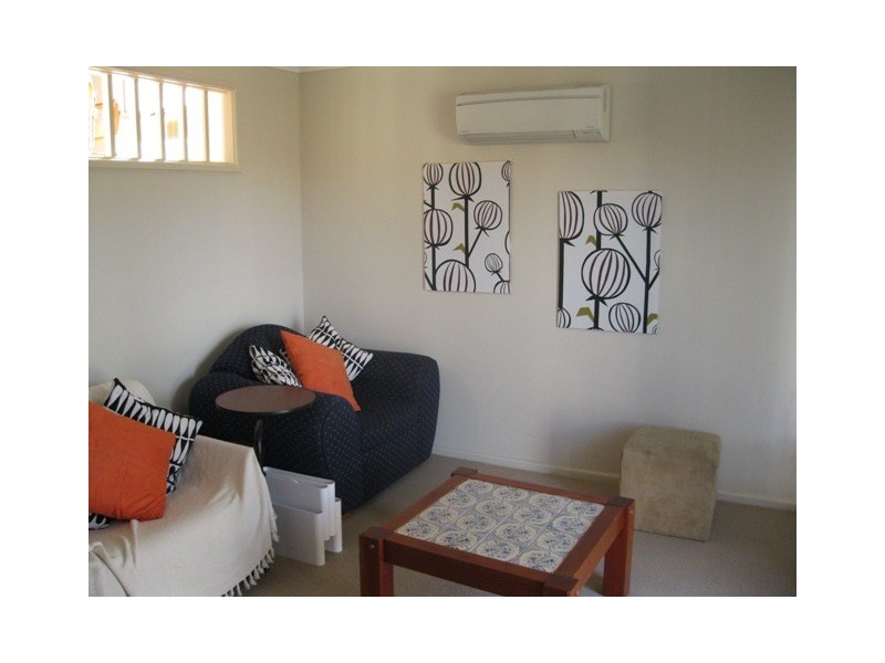 14 Ribbon Gum Place, Bathurst NSW 2795