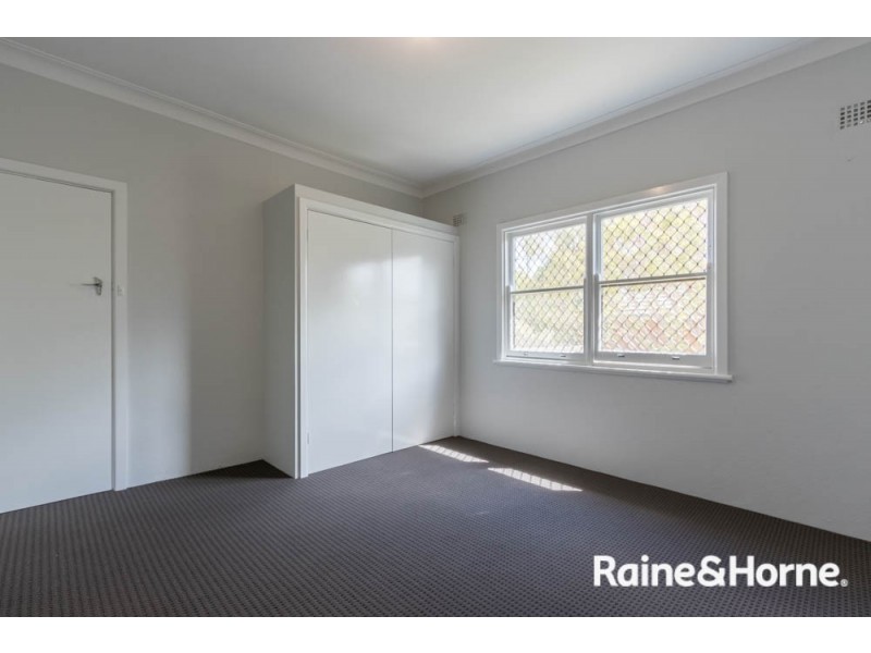 92 Esrom Street, West Bathurst NSW 2795