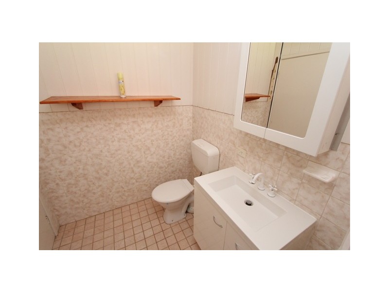 18 Casey Circuit, Bathurst NSW 2795