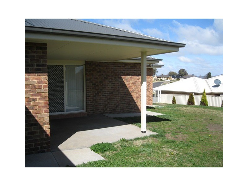 9 Arnold court, Kelso NSW 2795